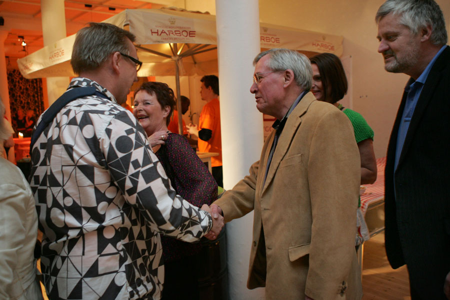 NU1K7331